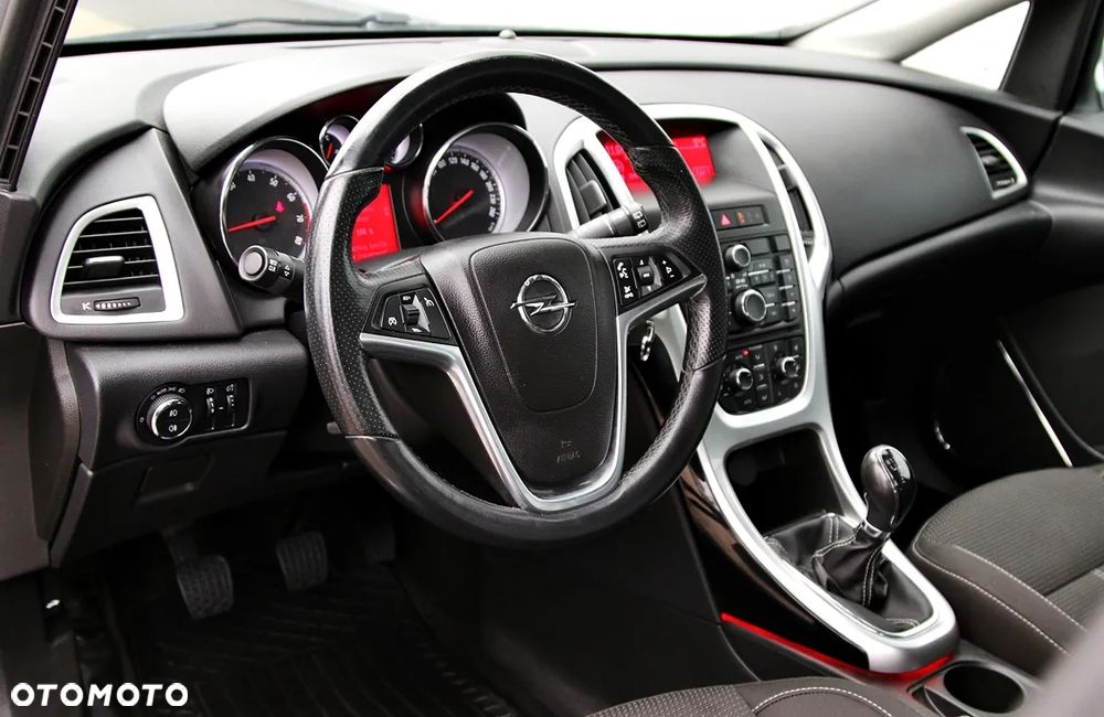 Opel Astra 1.4 T Enjoy - 16