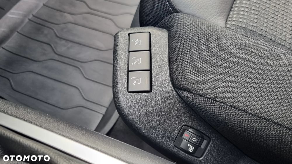 Citroën C4 SpaceTourer BlueHDi 120 Stop&Start SHINE - 28
