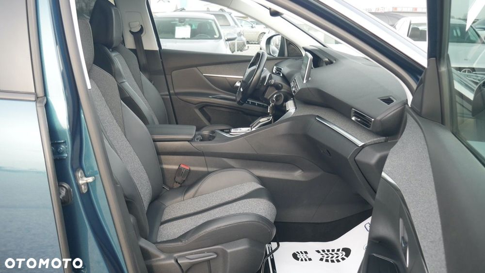 Peugeot 5008 - 15