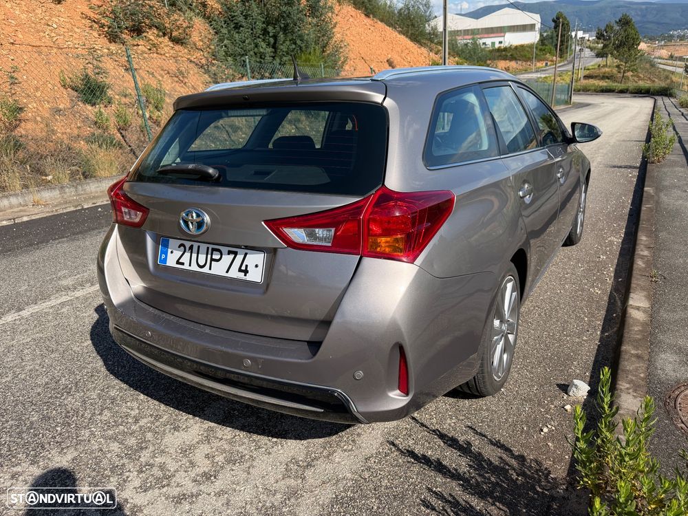 Toyota Auris Touring Sports 1.8 HSD Exclusive +TSS+Navi - 20