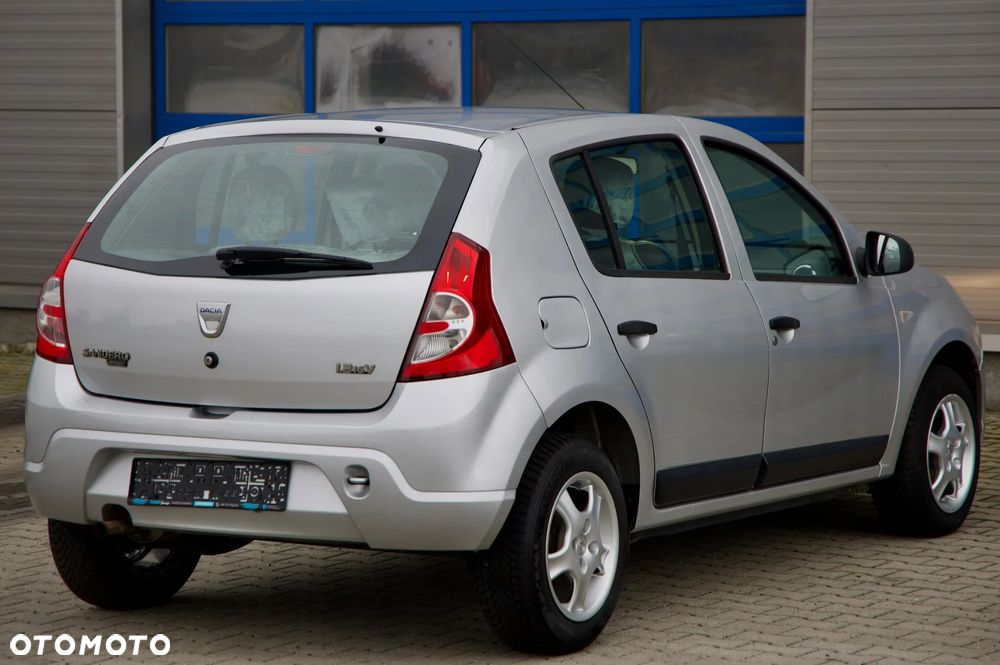 Dacia Sandero 1.2 16V Ambiance - 13