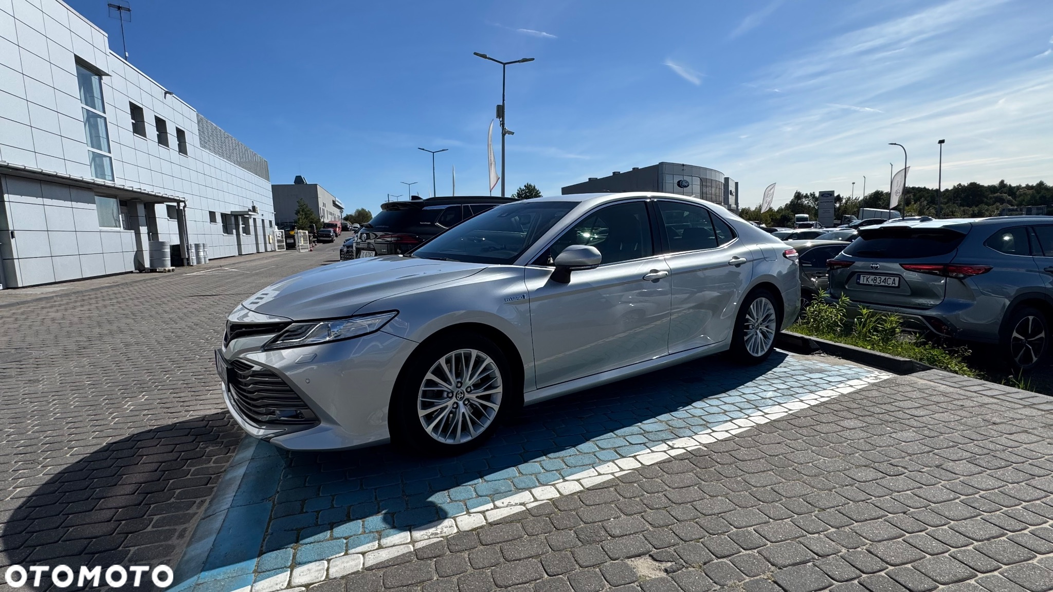 Toyota Camry 2.5 Hybrid Executive CVT - 4