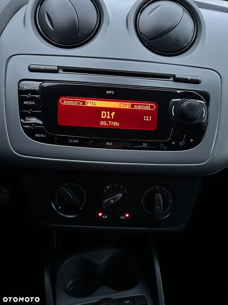 Seat Ibiza 1.4 16V Passion - 20