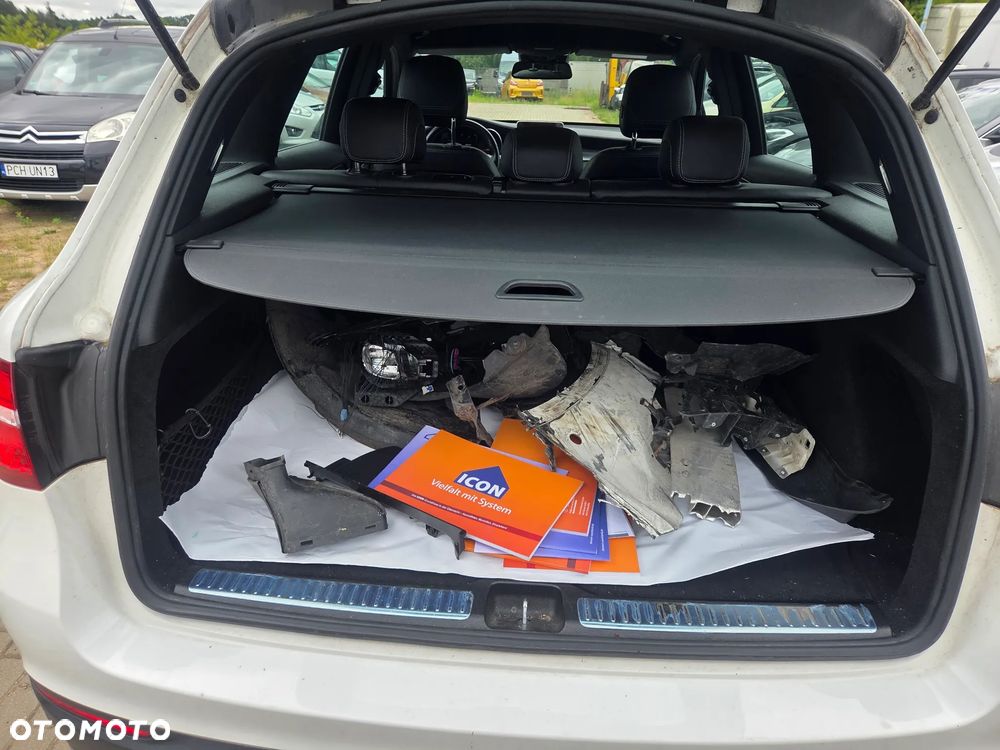 Mercedes-Benz GLC 250 4Matic 9G-TRONIC Exclusive - 10