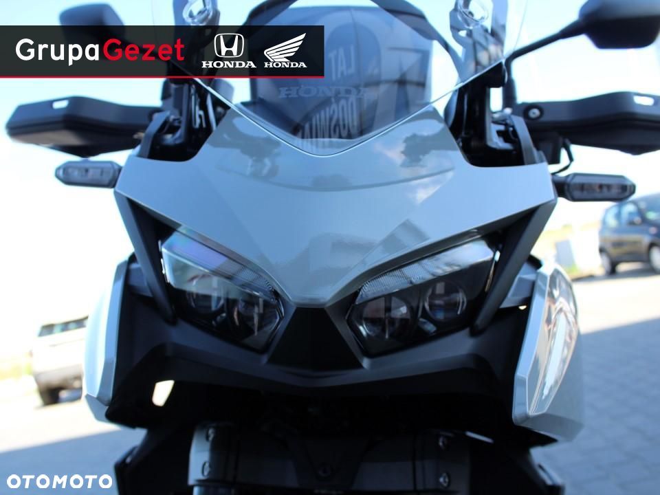 Honda CB - 12