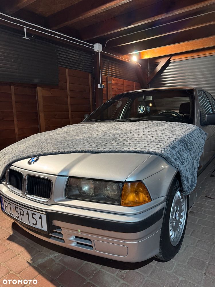 BMW Seria 3 - 24