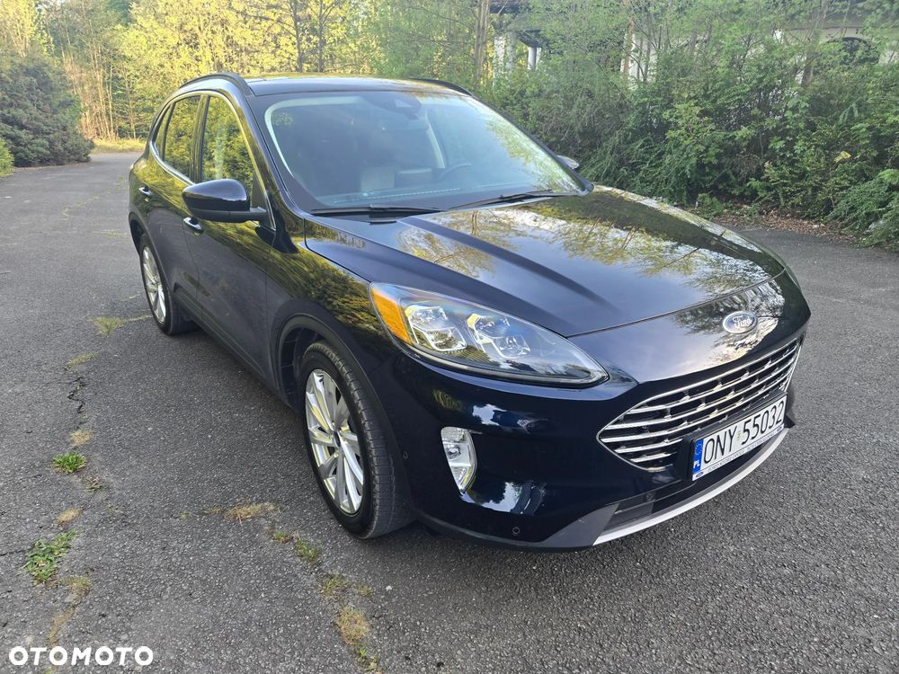 Ford Kuga 2.5 Duratec FHEV 4x4 TITANIUM - 2
