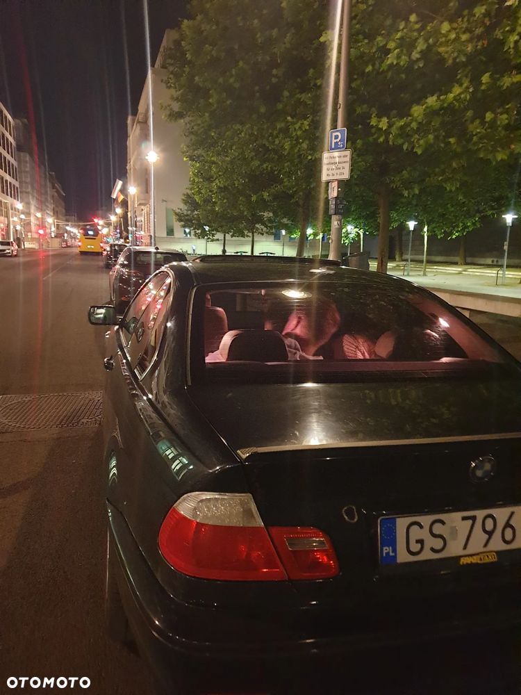 BMW Seria 3 323Ci - 18