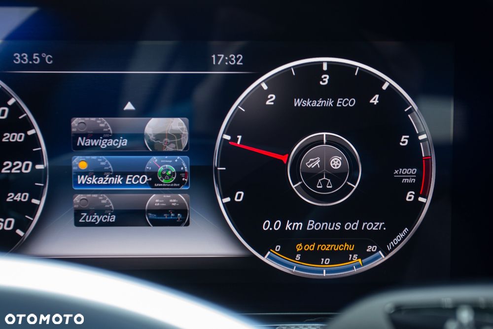 Mercedes-Benz Klasa E 220 d 9G-TRONIC - 18
