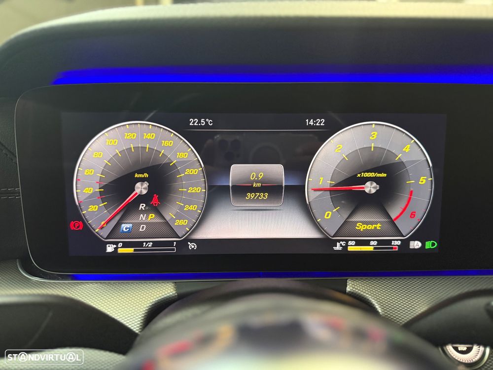 Mercedes-Benz E 300 d AMG Line - 18