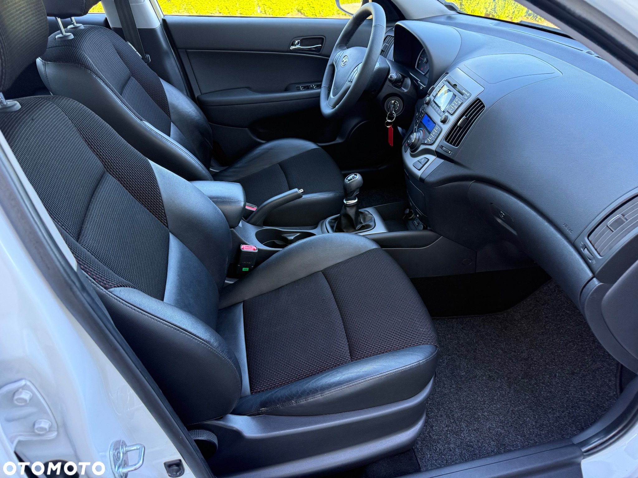 Hyundai i30 1.4 Comfort World Cup - 12