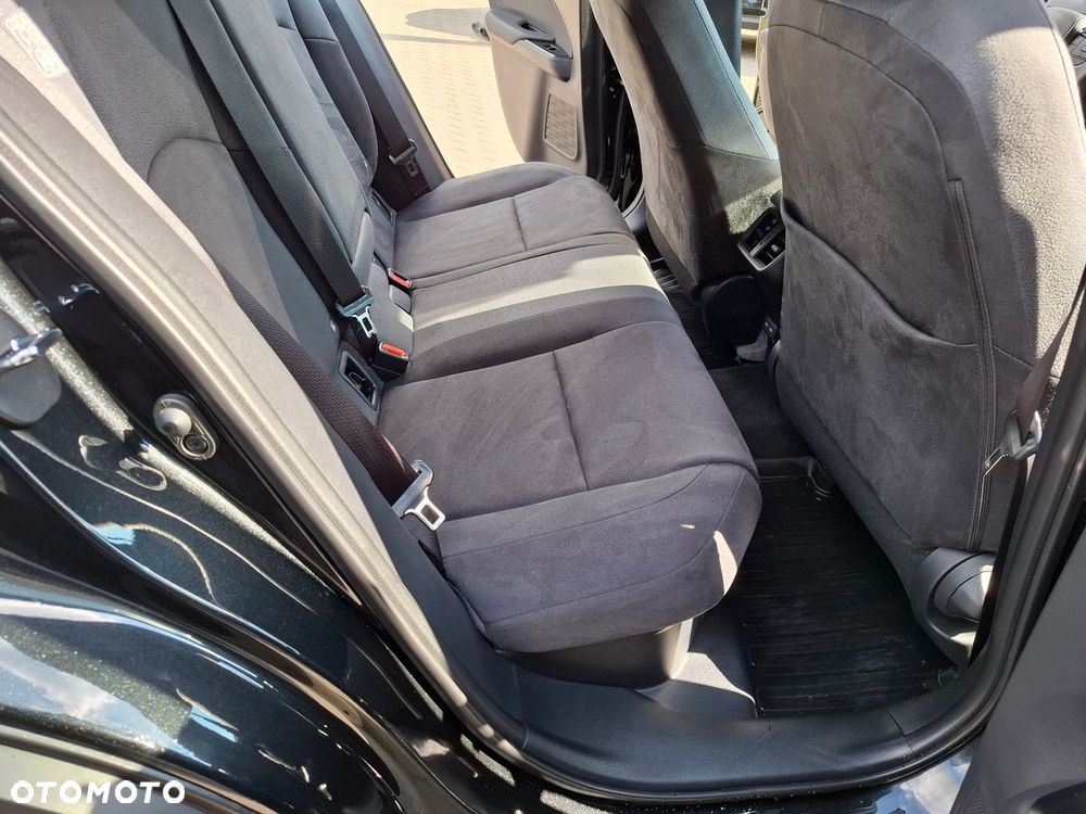 Lexus UX 250h GPF Business Edition 2WD - 26