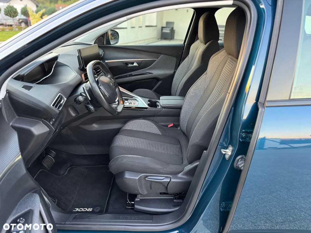 Peugeot 3008 BlueHDi 130 Stop & Start EAT8 Allure Business-Paket - 21