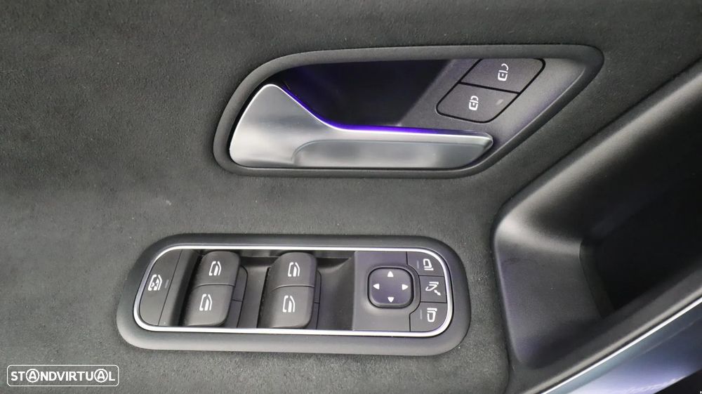 Mercedes-Benz A 180 Limousine d AMG Line Aut. - 19