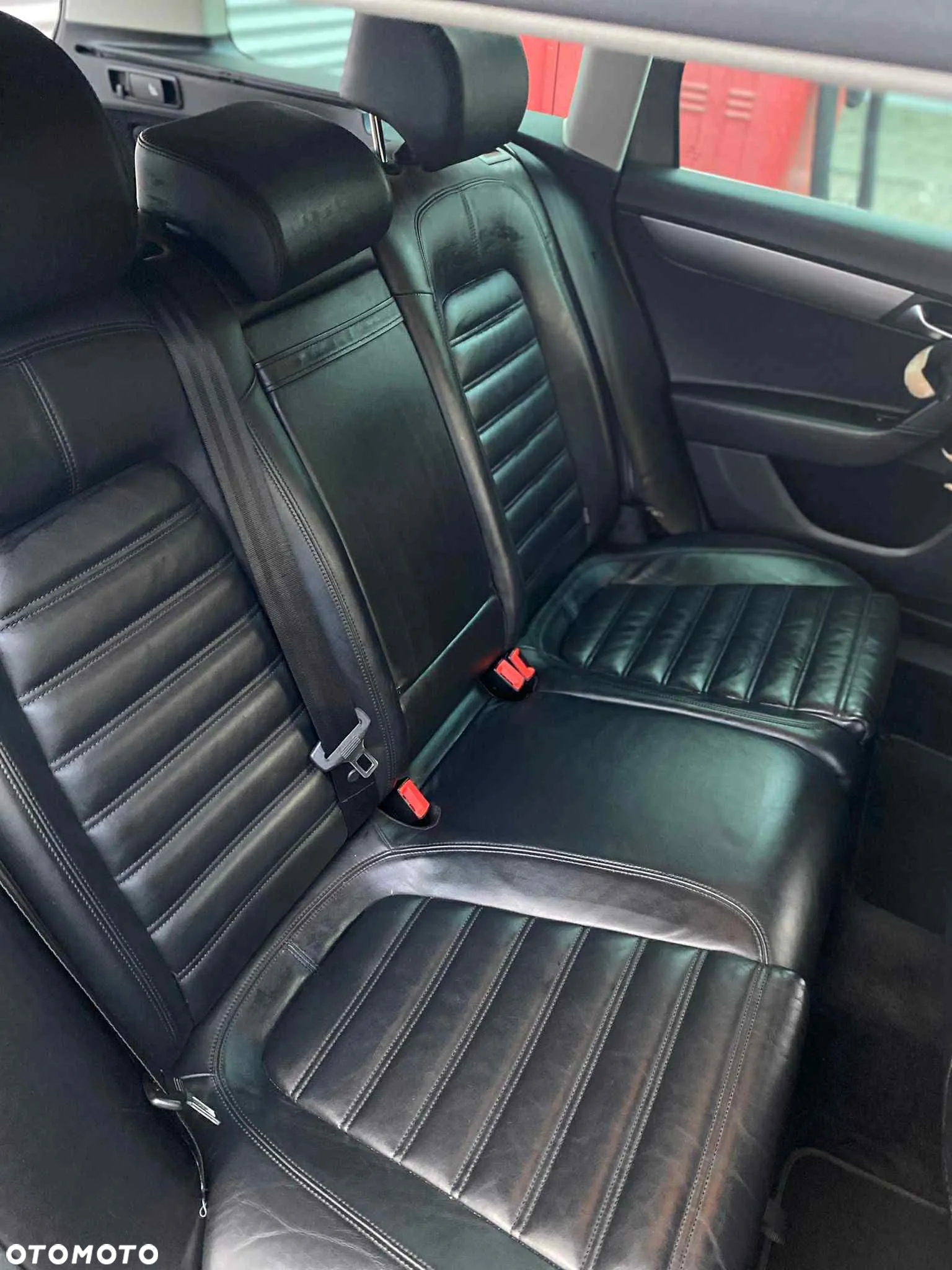 Volkswagen Passat Variant 2.0 TDI 4Motion DPF DSG Highline - 39