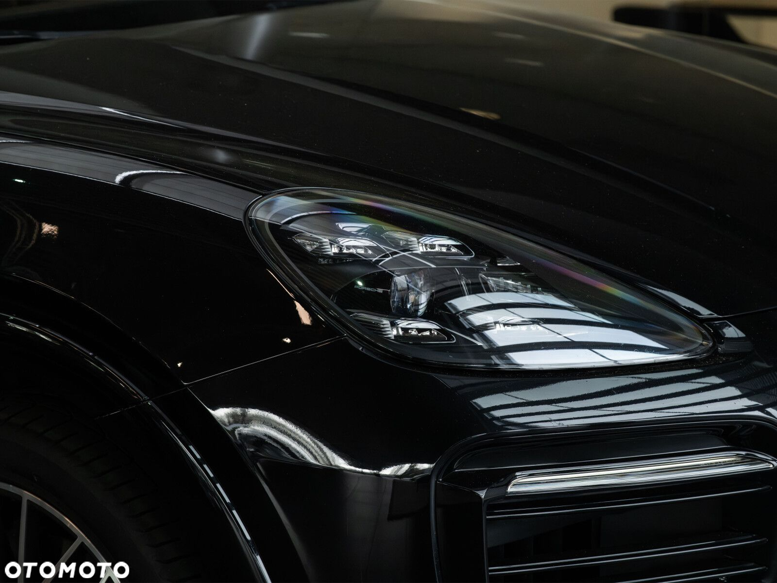 Porsche Cayenne Standard - 21