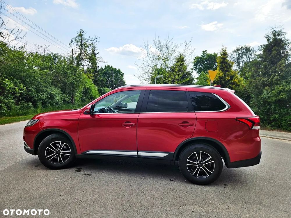 Mitsubishi Outlander 2.0 2WD SUV-Star - 9