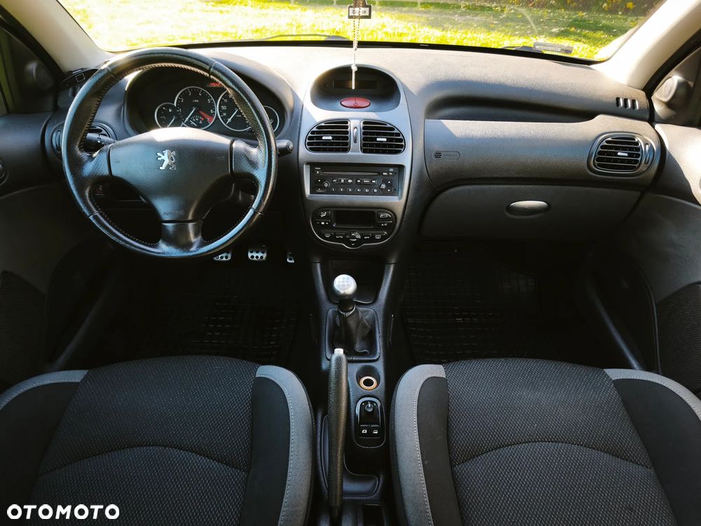 Peugeot 206 - 7