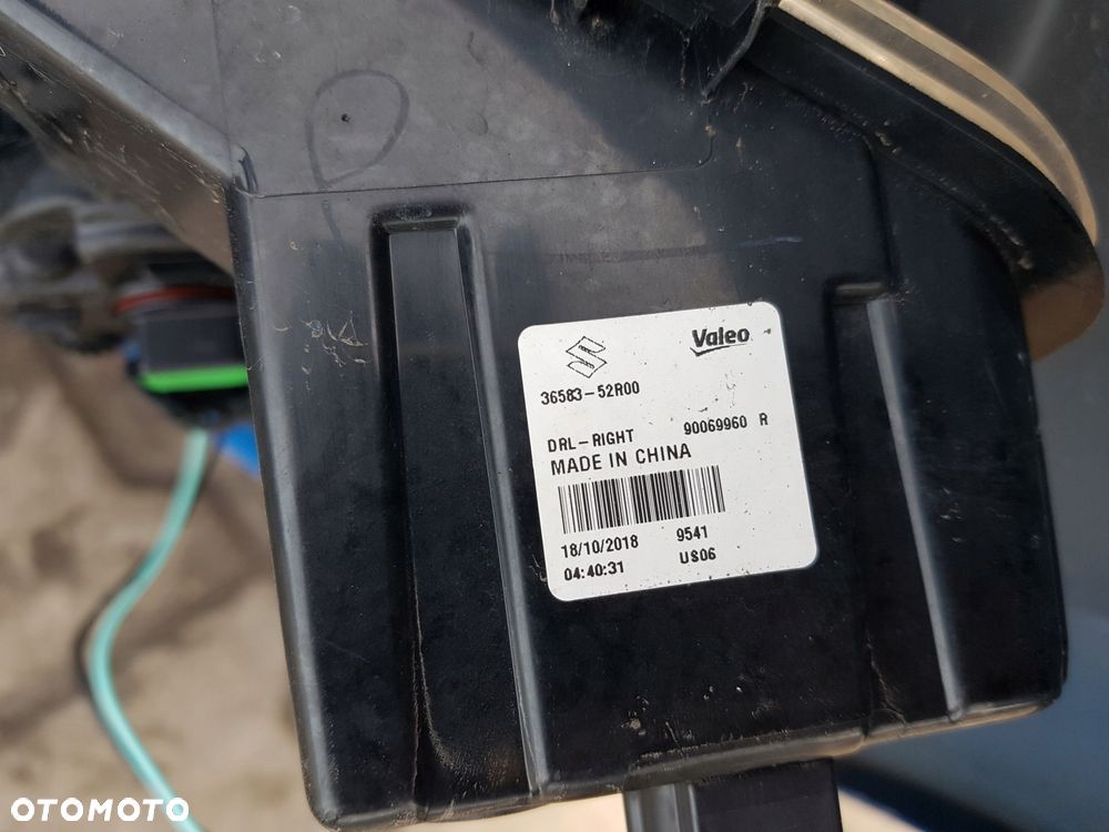 SUZUKI SWIFT MK8 17-20r ZDERZAK PRZÓD DRL LED ZWG - 16