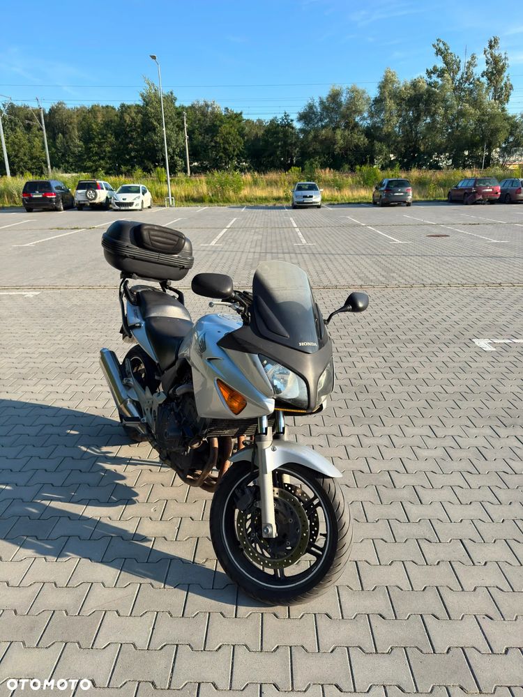 Honda CBF - 11