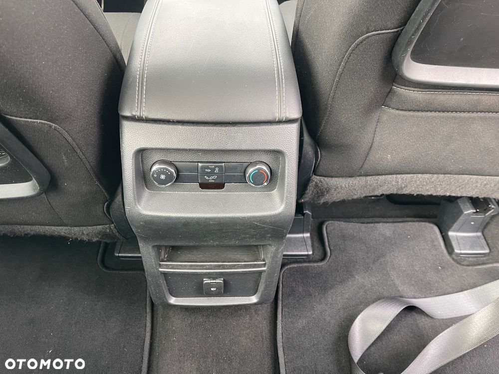 Ford Galaxy 2.0 TDCi Business - 17