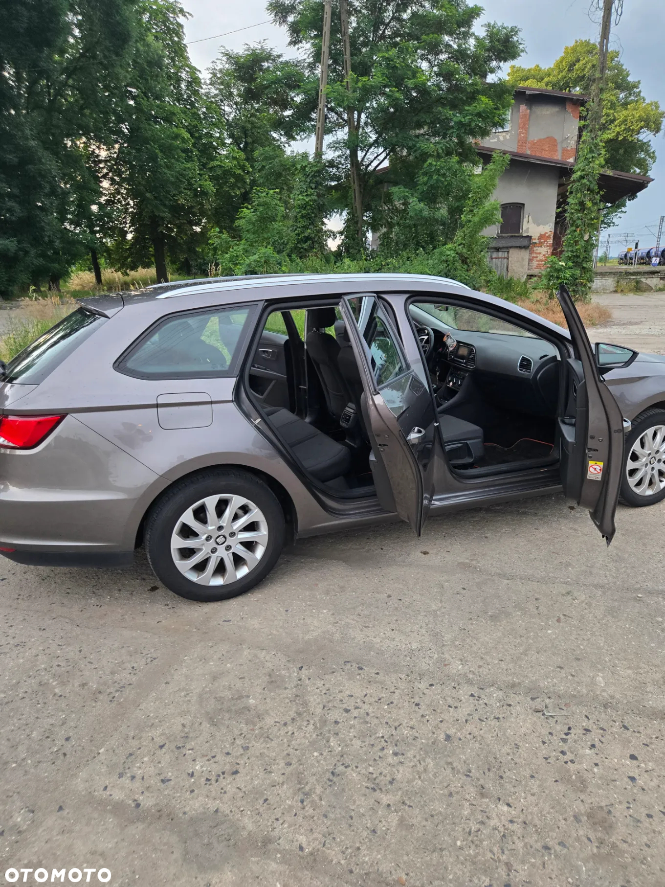 Seat Leon 1.6 TDI Reference - 11