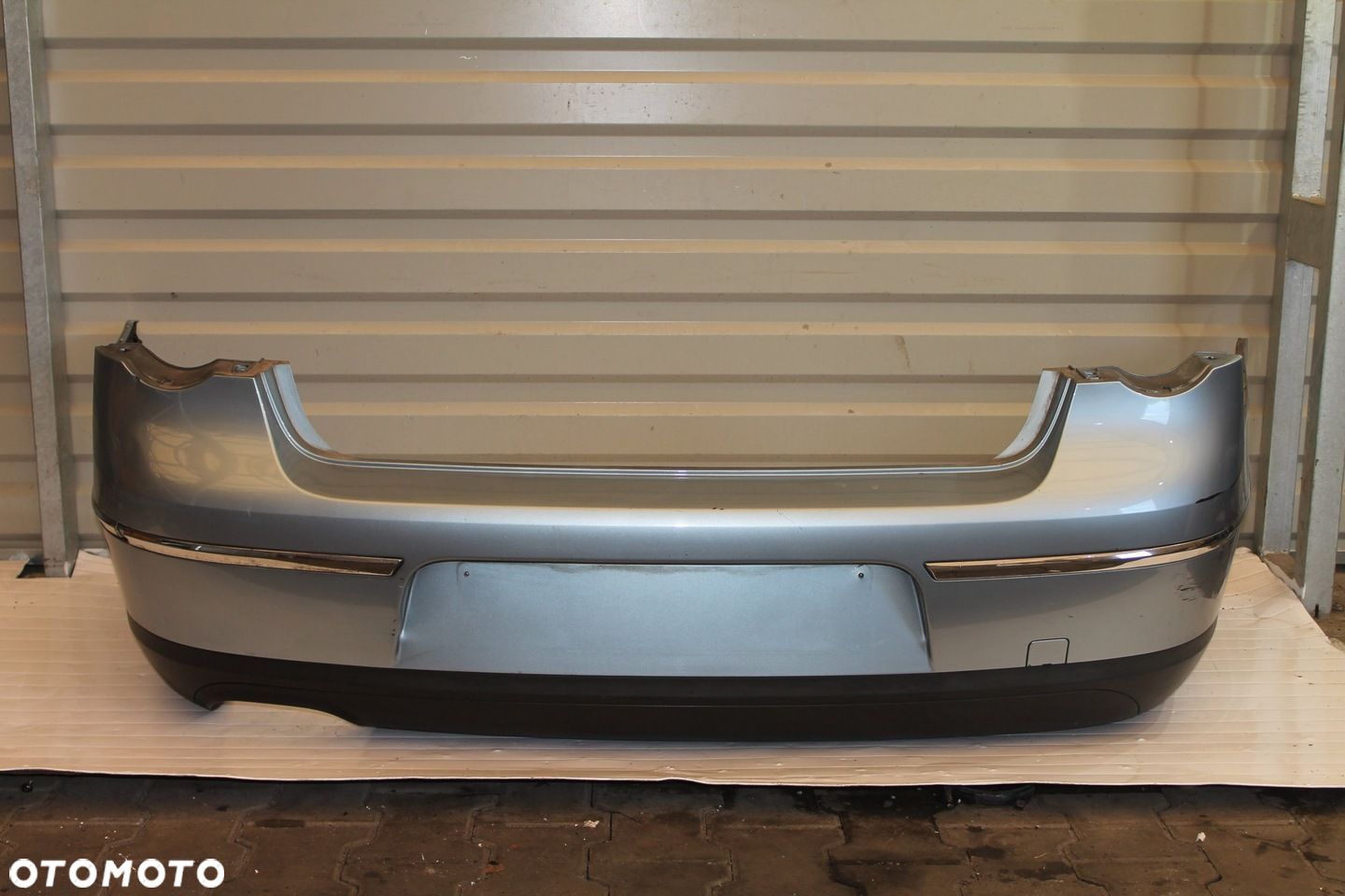 ZDERZAK TYLNY TYŁ VW PASSAT B6 LB5M - 1
