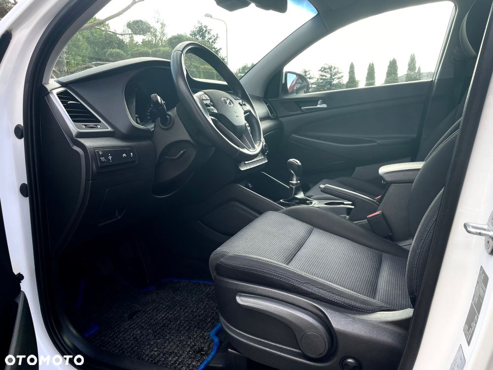 Hyundai Tucson blue 1.6 GDi 2WD Navi - 5