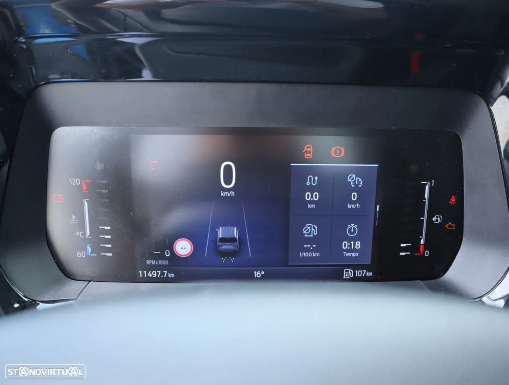 Ford Tourneo Courier 1.0 EcoBoost Titanium - 36