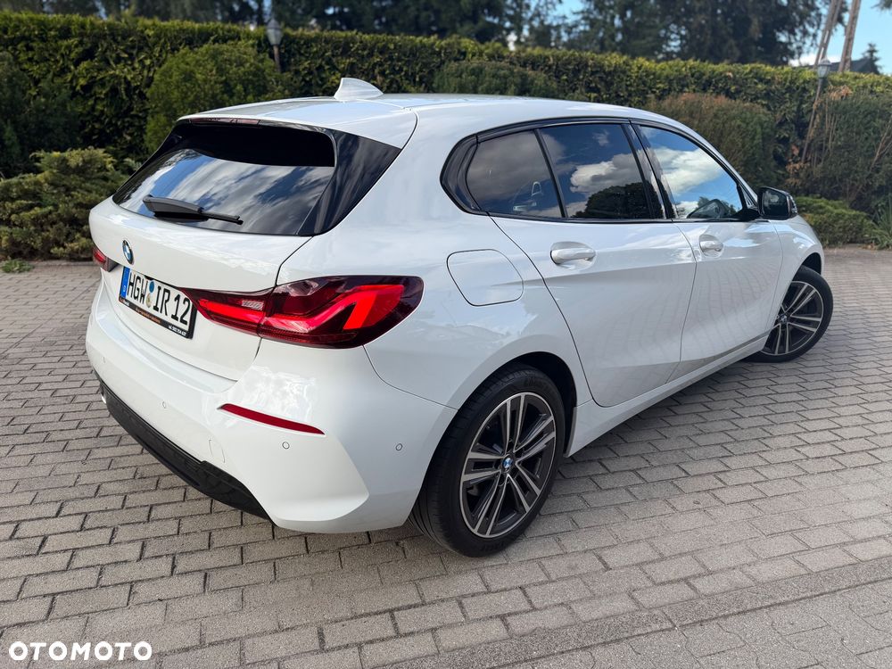 BMW Seria 1 118i M Sport Shadow - 16