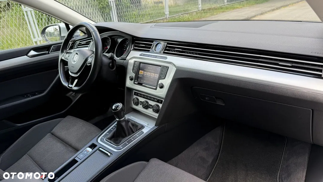 Volkswagen Passat 1.4 TSI BMT ACT Highline - 30