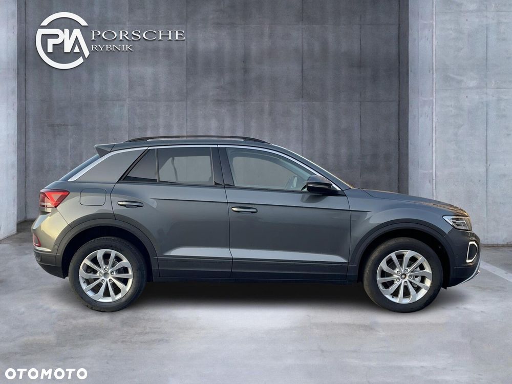 Volkswagen T-Roc - 8