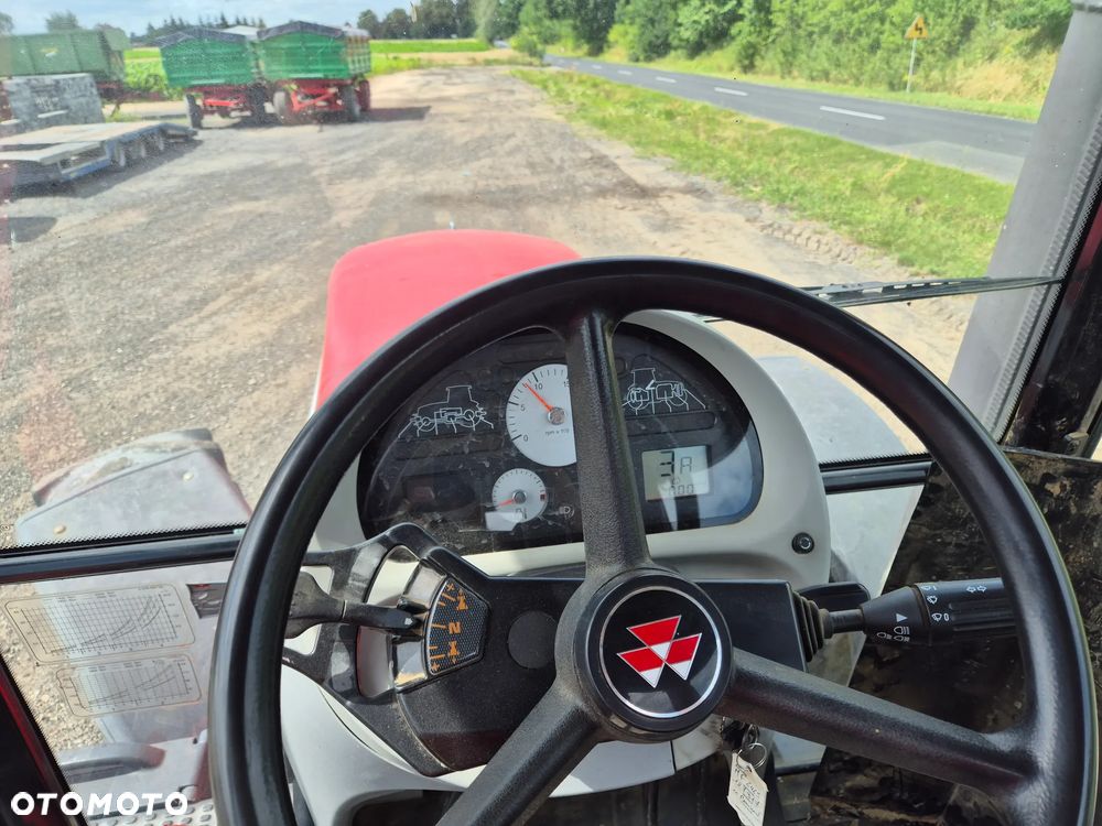 Massey Ferguson - 4
