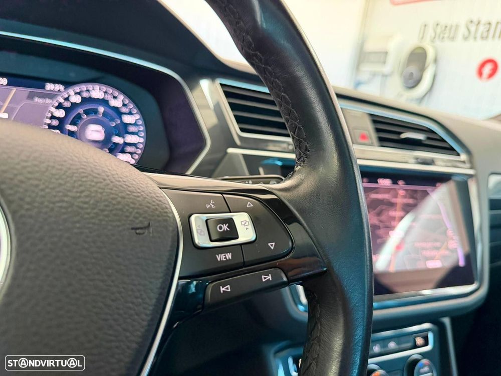 VW Tiguan 2.0 TDI R-Line DSG - 12