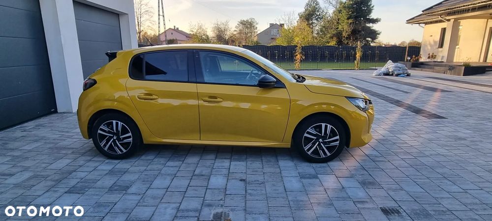 Peugeot 208 PureTech 100 EAT8 Allure - 9