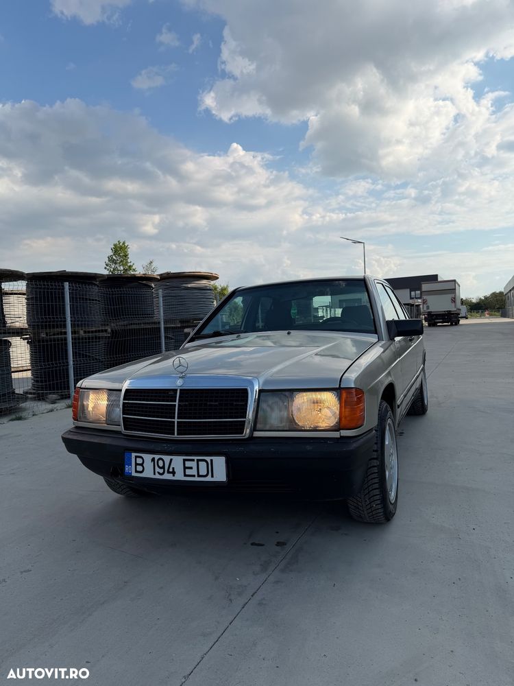 Mercedes-Benz W201 - 2