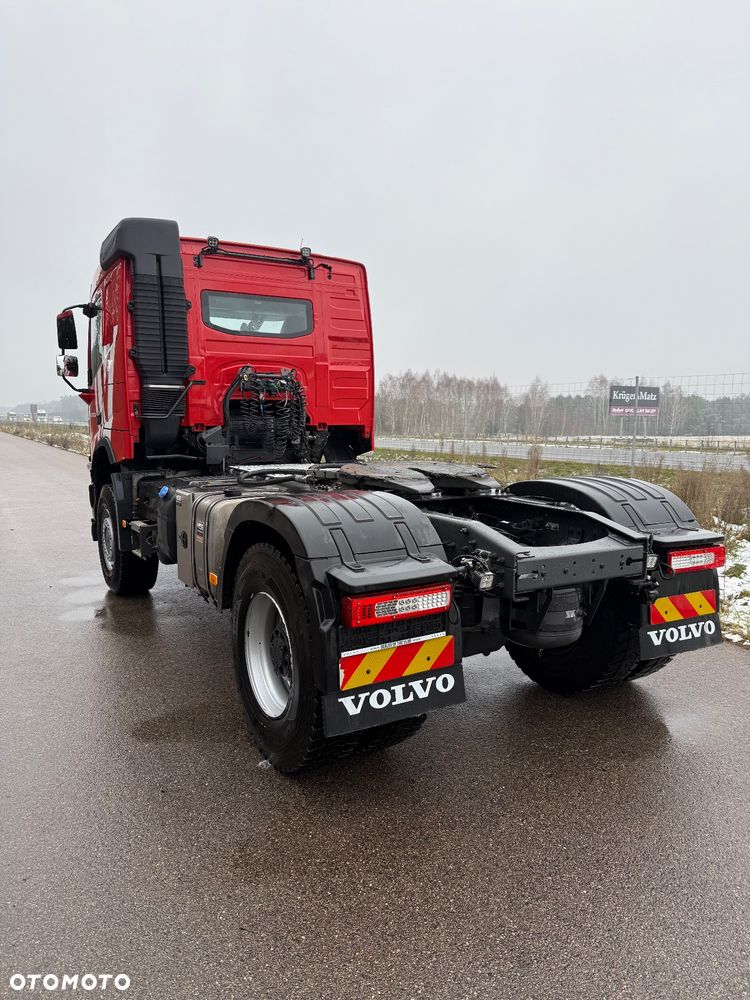 Volvo FMX 4x4 - 8