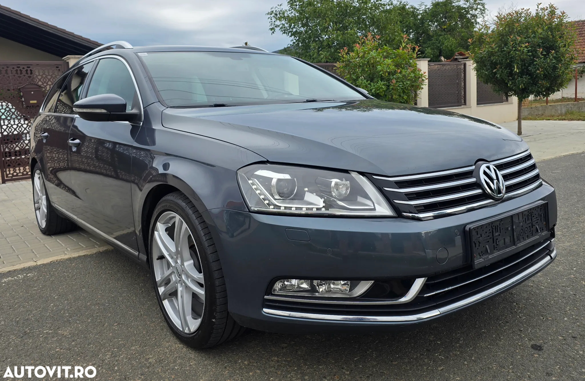 Volkswagen Passat Variant 2.0 TDI 4Motion BlueMotion Technology Highline - 3
