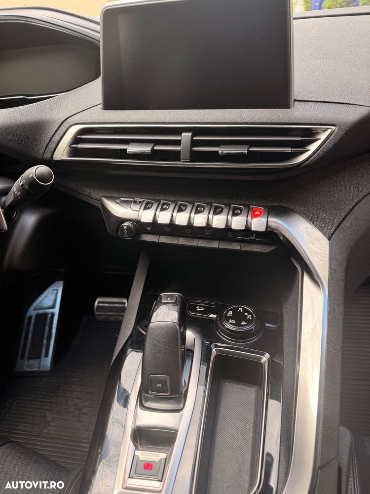 Peugeot 3008 1.6 PureTech Turbo S&S EAT8 GT-Line - 12