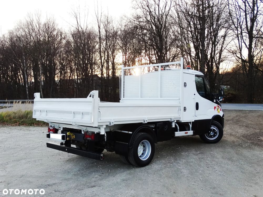 Iveco DAILY - 3