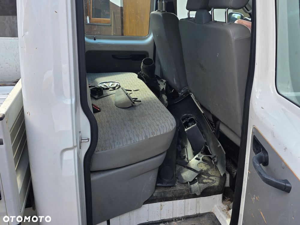Volkswagen Transporter - 17