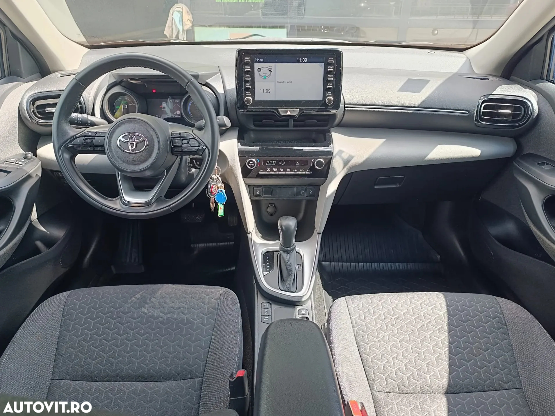 Toyota Yaris Cross 1.5 VVT-i HSD 4x2 Dynamic - 6