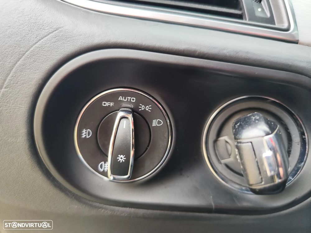 Porsche Macan S - 26