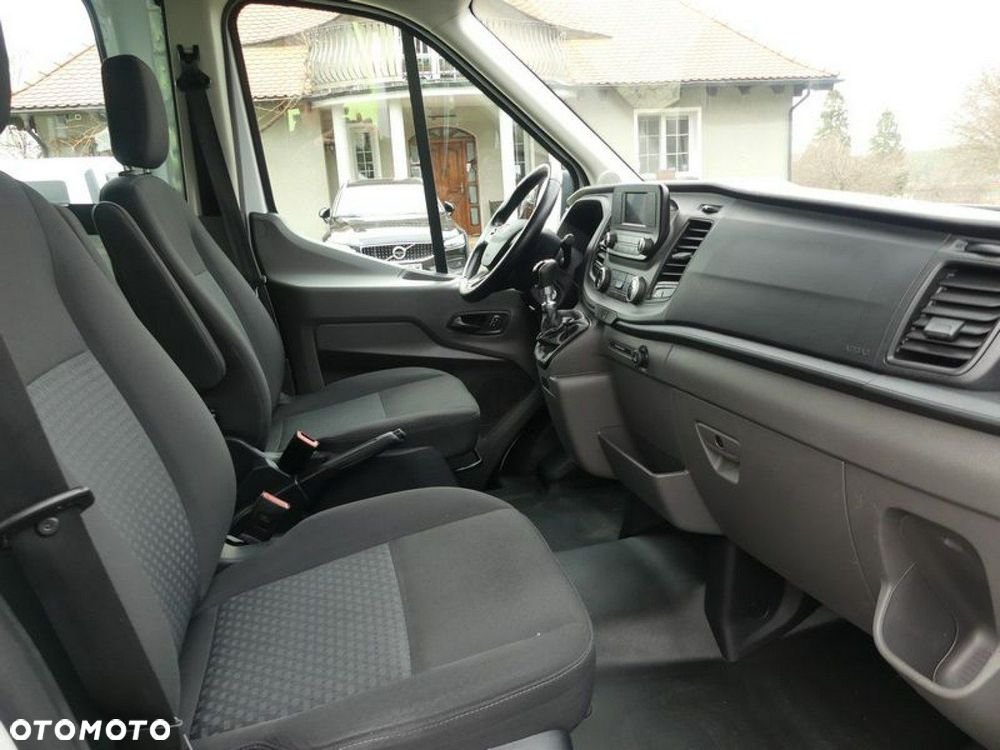 Ford Transit - 8