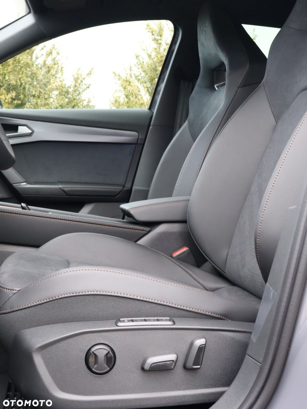 Cupra Formentor 1.5 eTSI mHEV DSG - 24