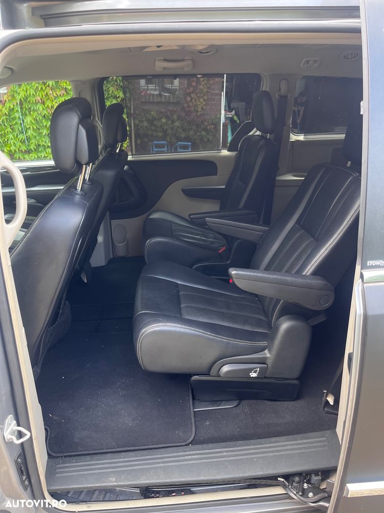 Lancia Voyager - 4