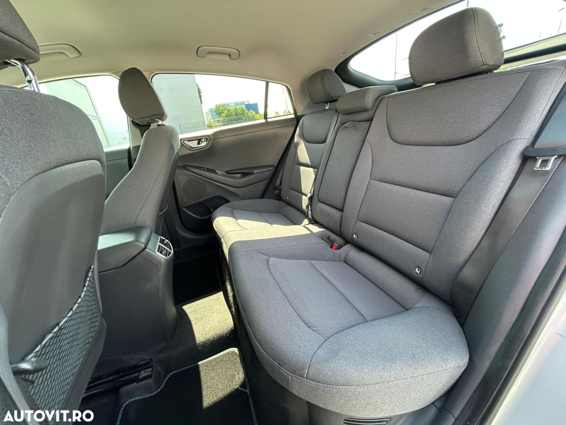 Hyundai IONIQ Hybrid 1.6 GDI - 16