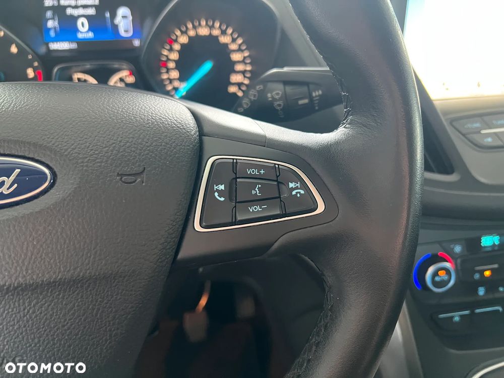 Ford Kuga 2.0 TDCi FWD Titanium - 22