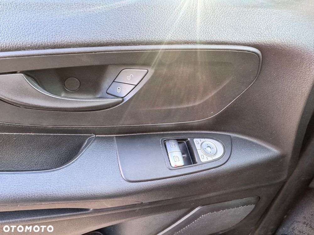 Mercedes-Benz Vito - 19