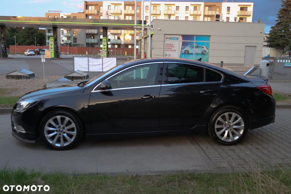 Opel Insignia - 8